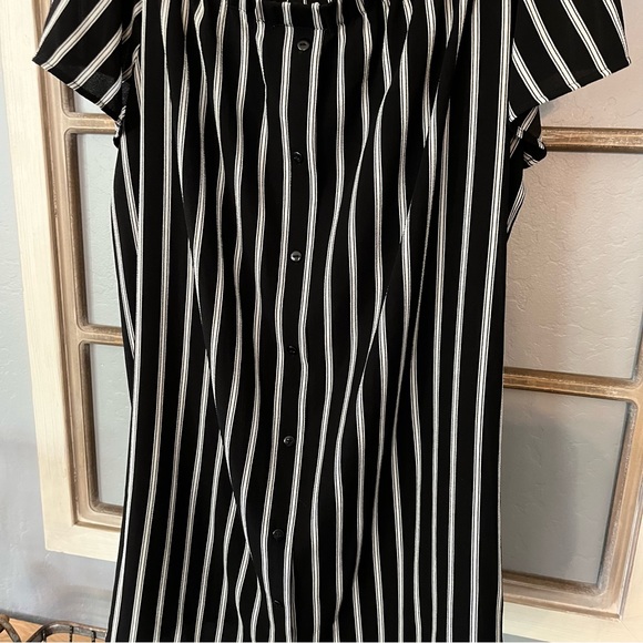 *SOLD* Striped Off The Shoulder Blouse - Picture 6 of 7